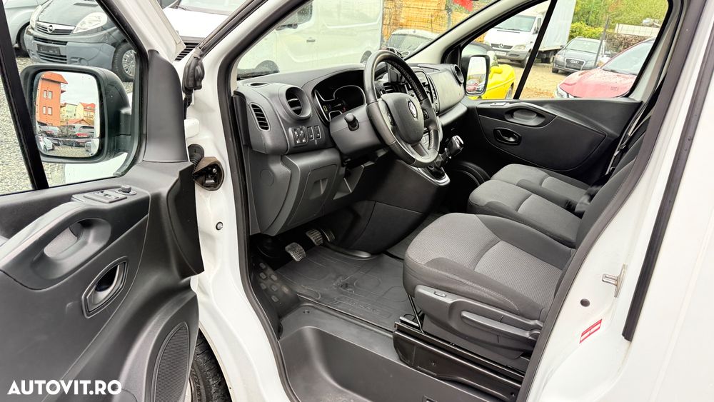 Renault Trafic - 29
