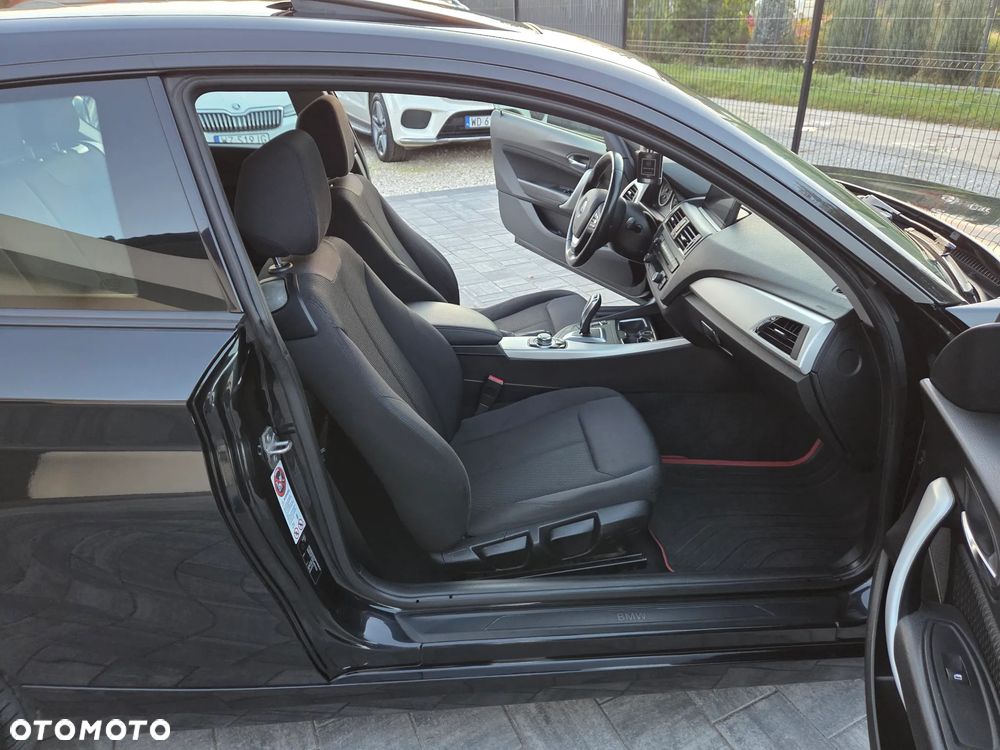 BMW Seria 1 116i Sport Line - 20