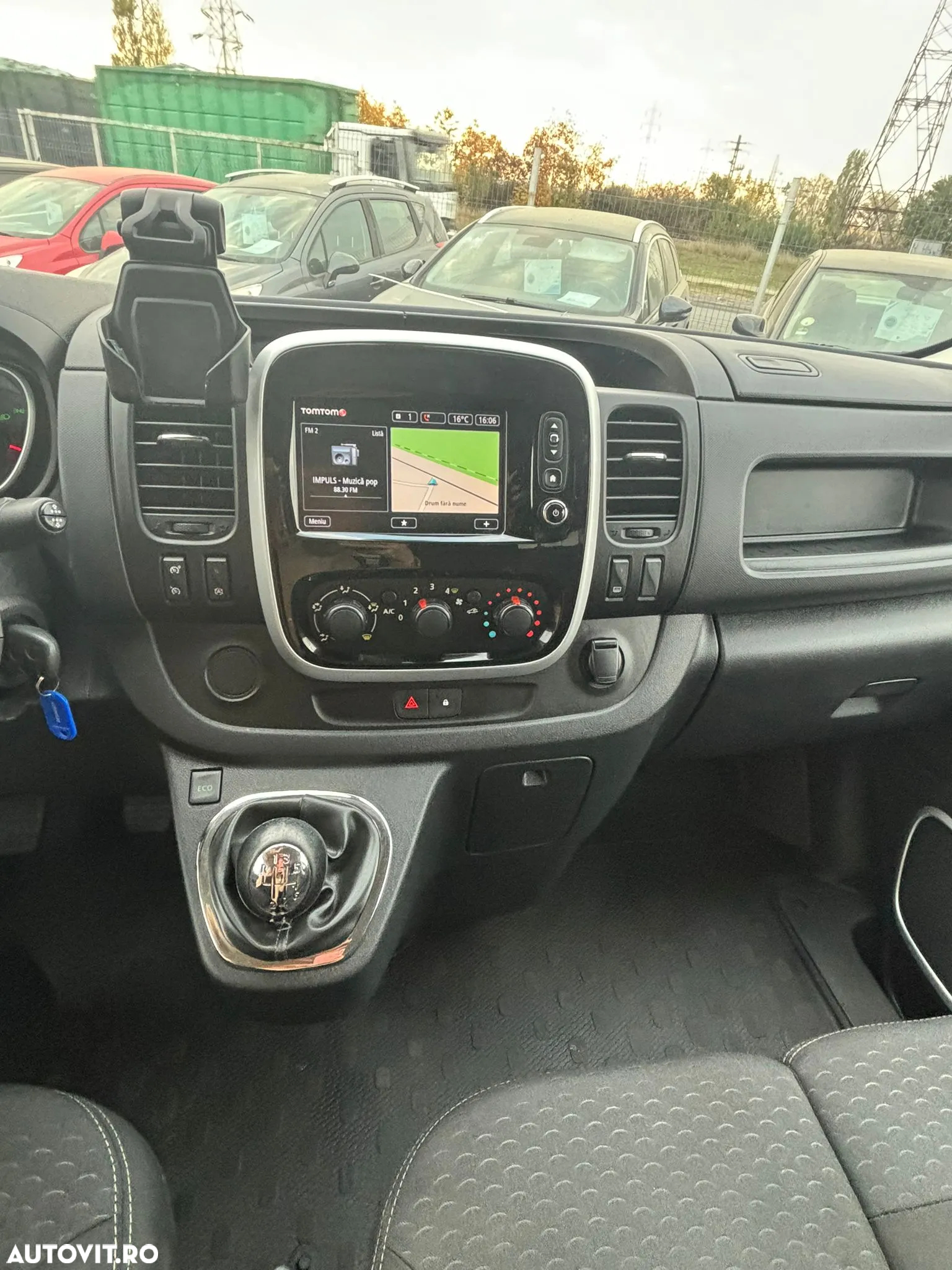 Opel VIVARO - 15