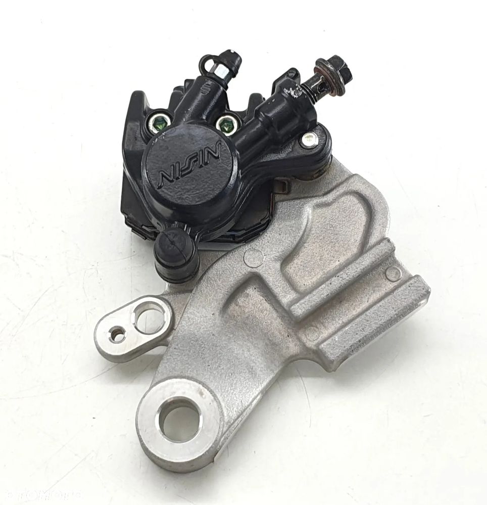 ZACISK HAMULCOWY TYL  YAMAHA XSR 125 - 1