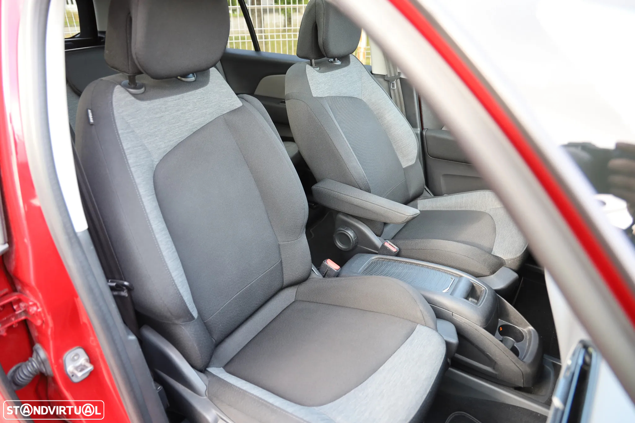 Citroën Grand C4 Spacetourer BlueHDi 130 Stop&Start EAT8 SHINE - 5