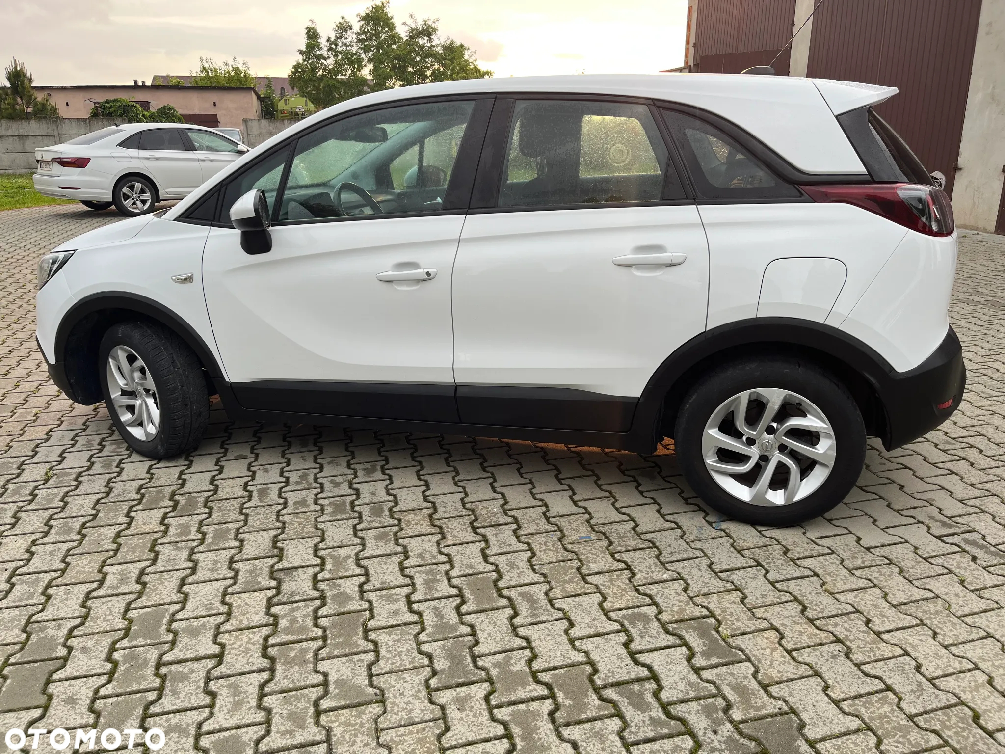 Opel Crossland X 1.2 T Enjoy S&S - 6
