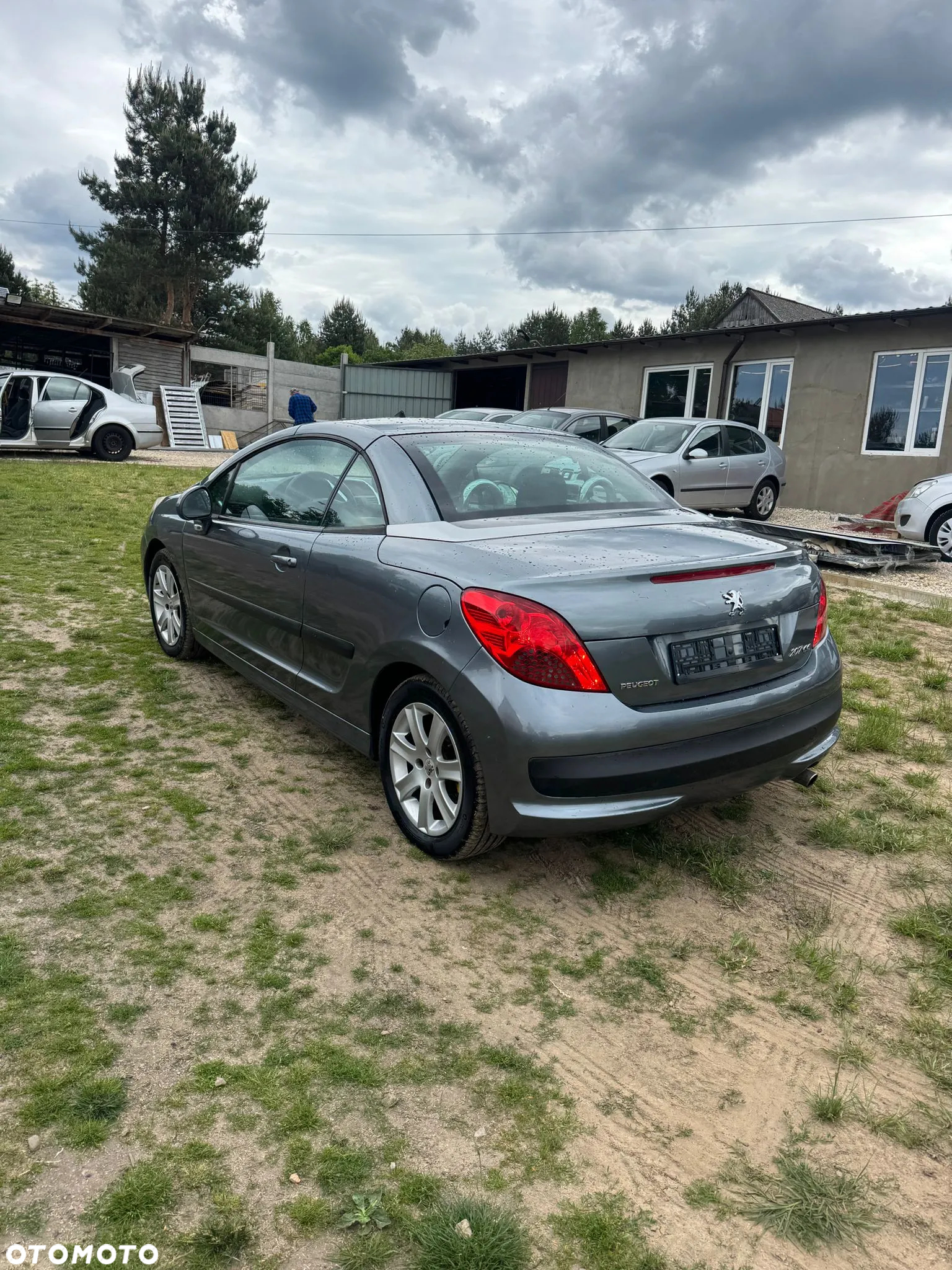 Peugeot 207 CC - 11