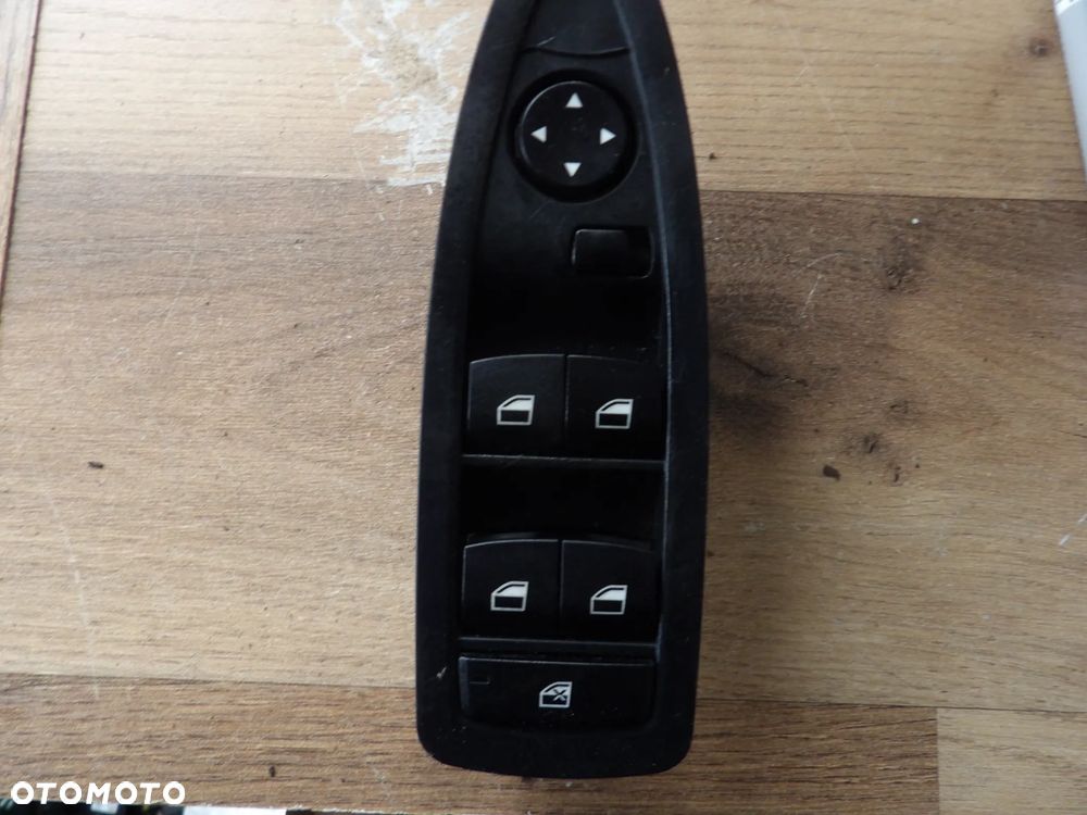 BMW - F20 , F30 - PANEL STEROWANIA SZYB - 9208110 - 1