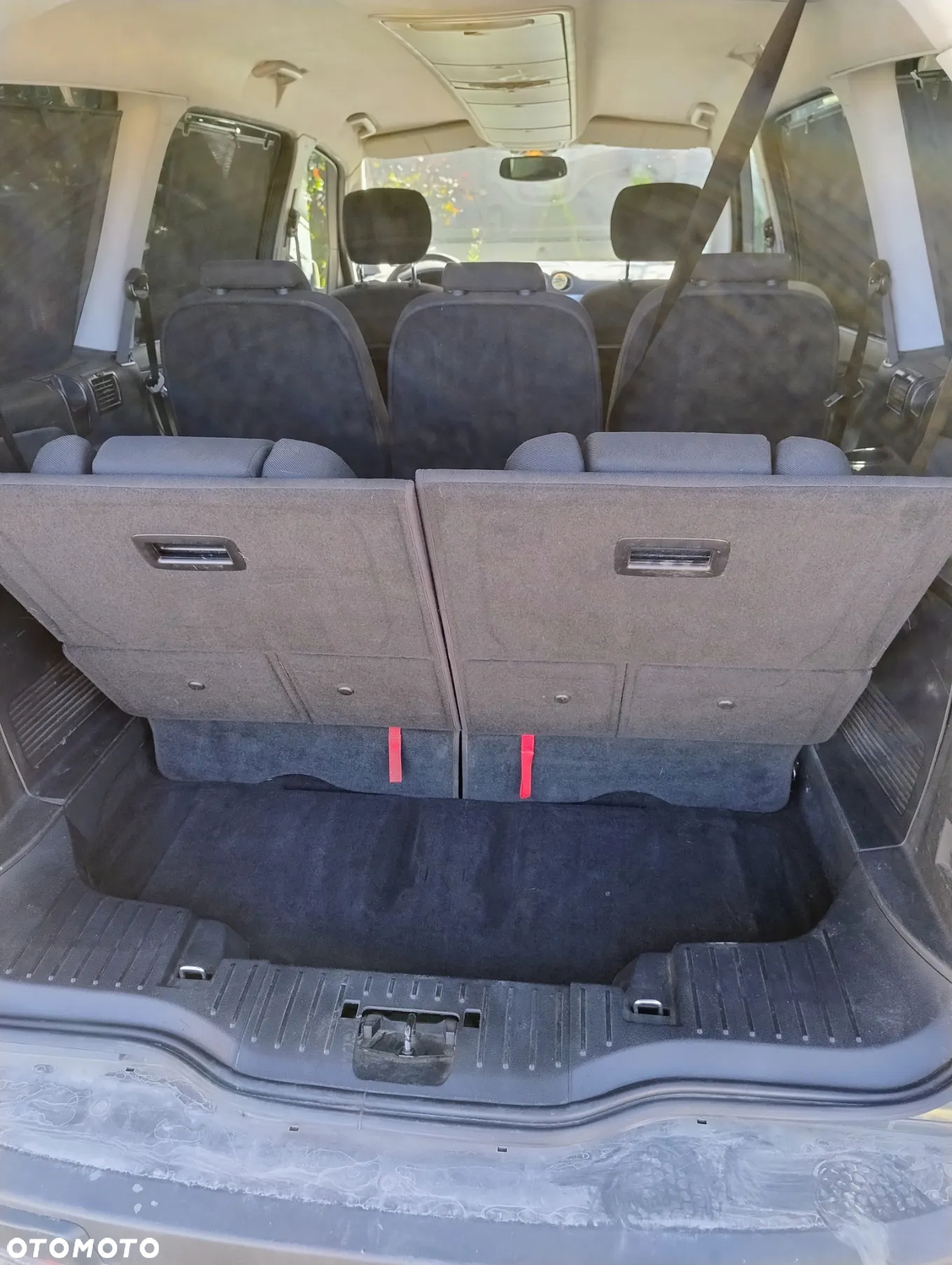 Ford Galaxy - 5