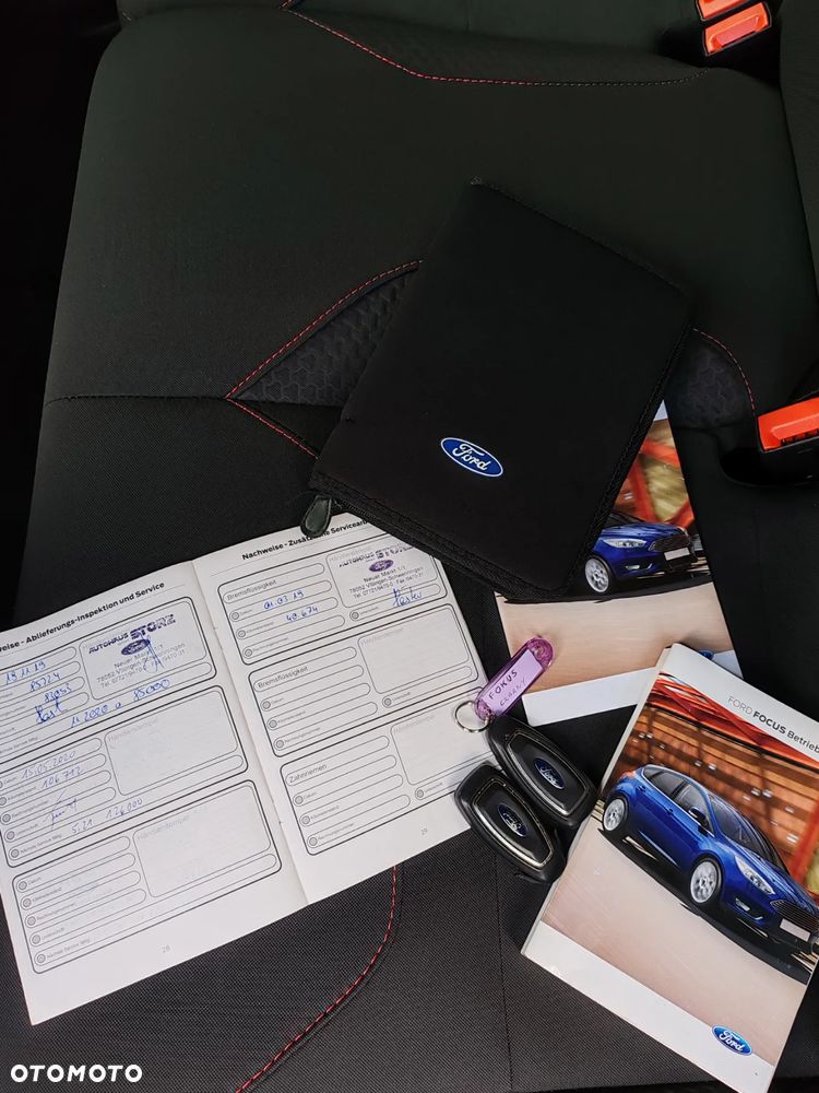 Ford Focus 1.5 EcoBoost Start-Stopp-System ST-Line - 36