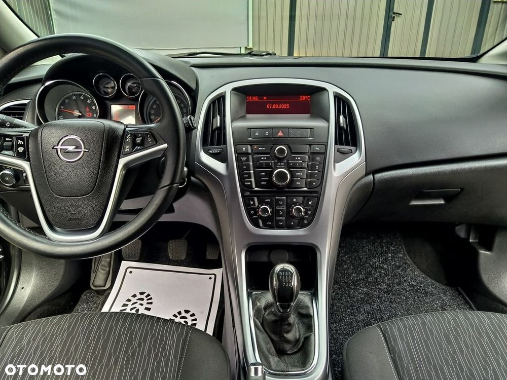 Opel Astra - 18