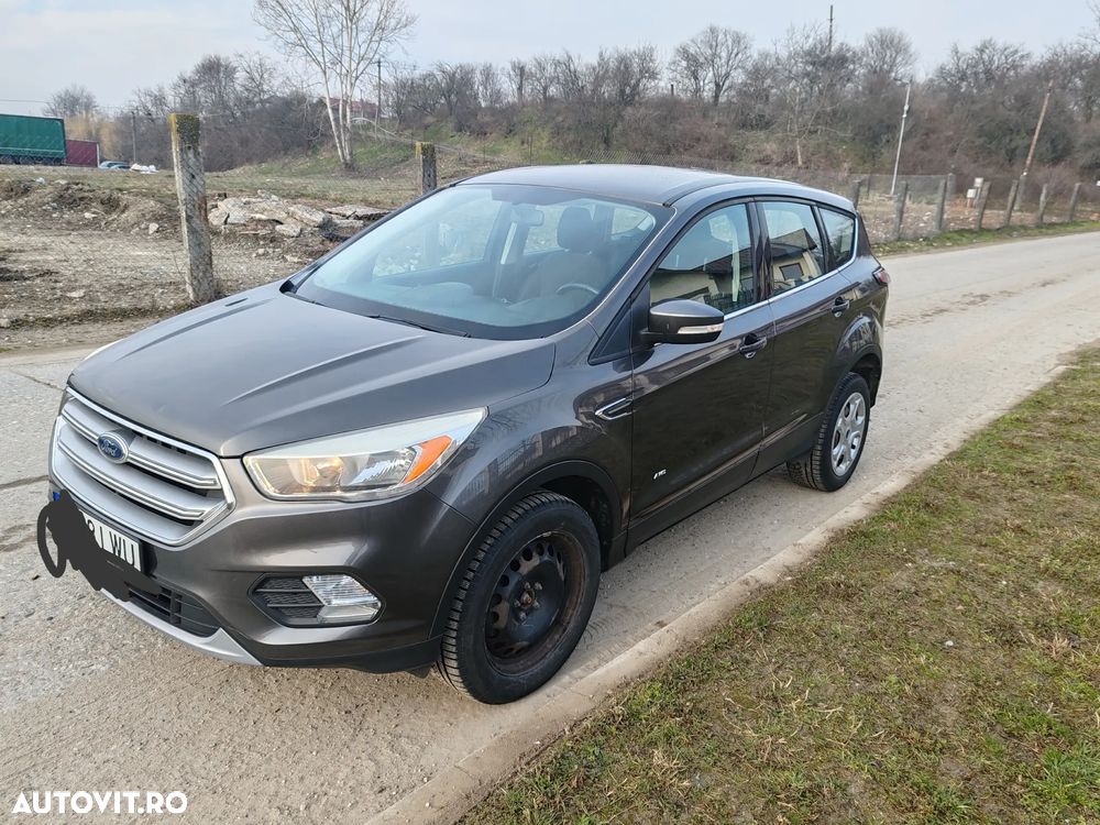 Ford Kuga 2.0 TDCi Powershift 4WD Titanium - 1