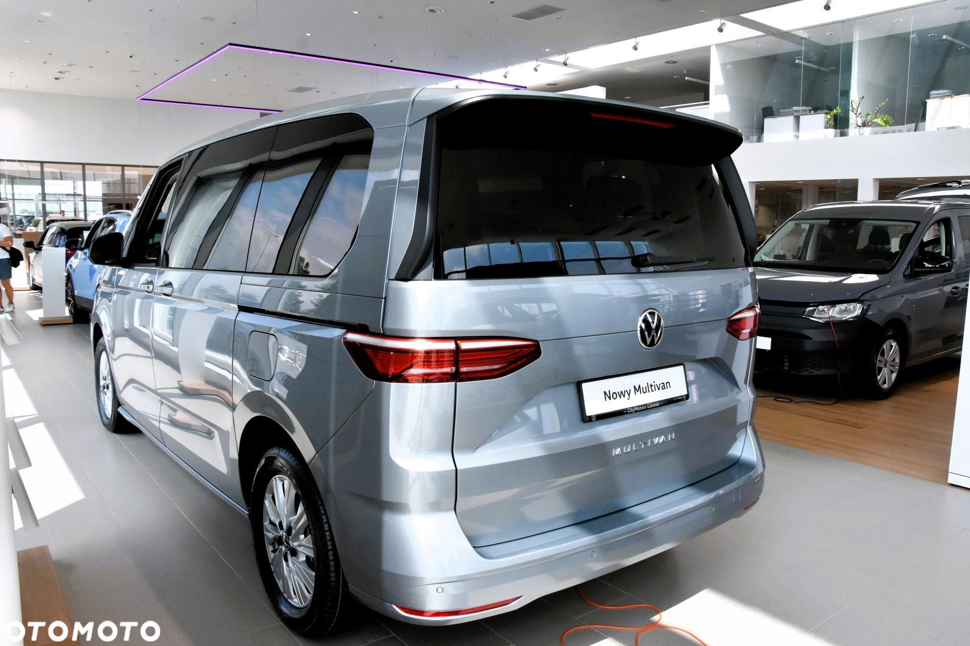 Volkswagen Multivan - 6
