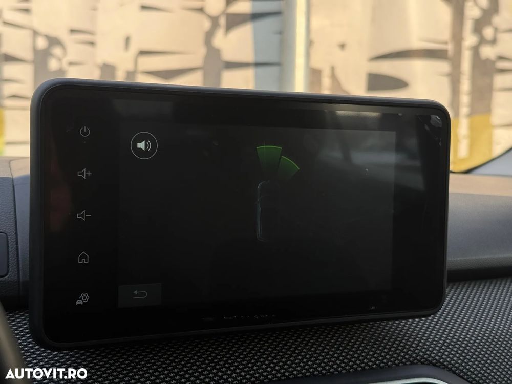 Dacia Logan TCe 90 MT6 Expression - 9