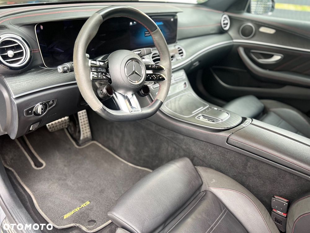 Mercedes-Benz Klasa E AMG 53 4Matic+ T AMG Speedshift TCT-9G - 19