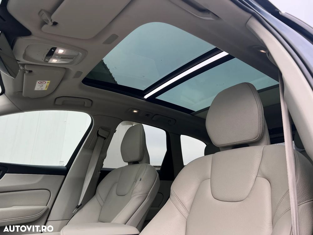 Volvo XC 60 T6 AWD Recharge Geartronic Inscription - 27