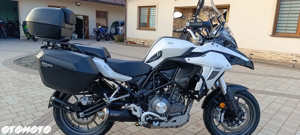 Benelli TRK 502 - 3
