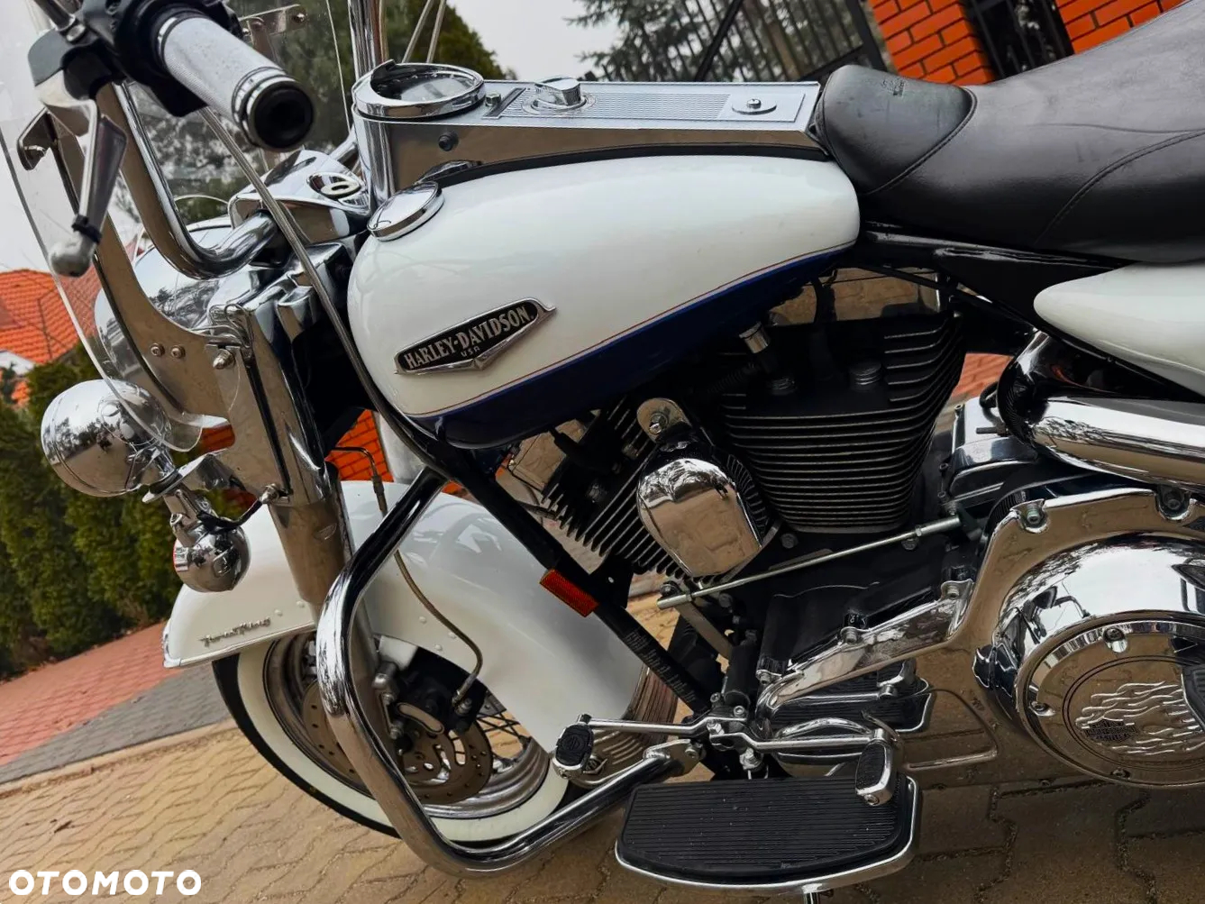 Harley-Davidson Touring Road King - 16