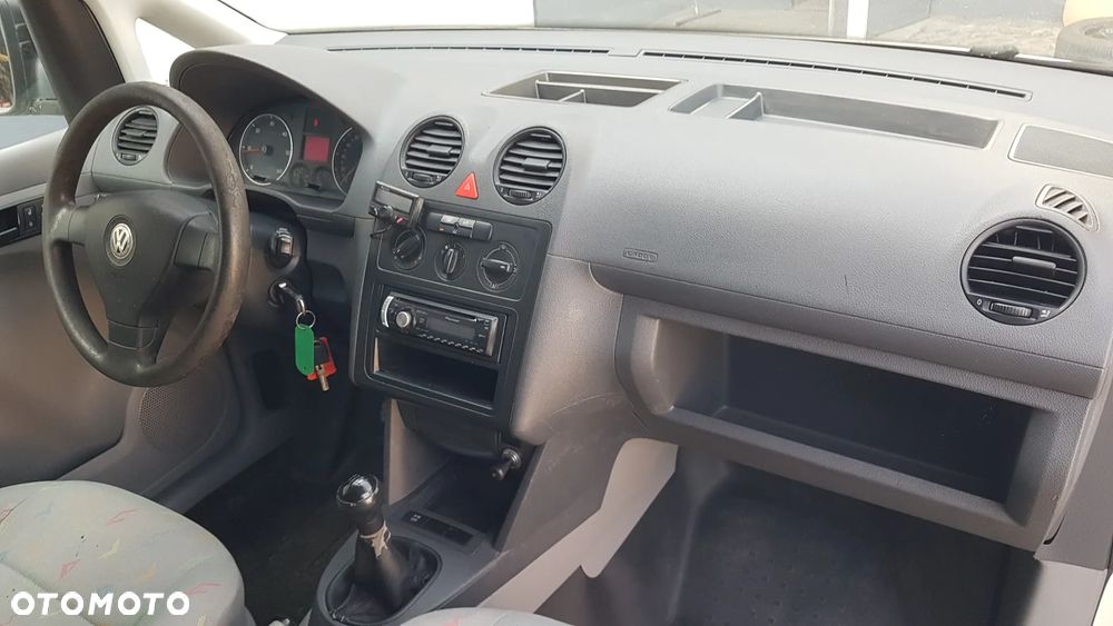 Volkswagen Caddy - 11
