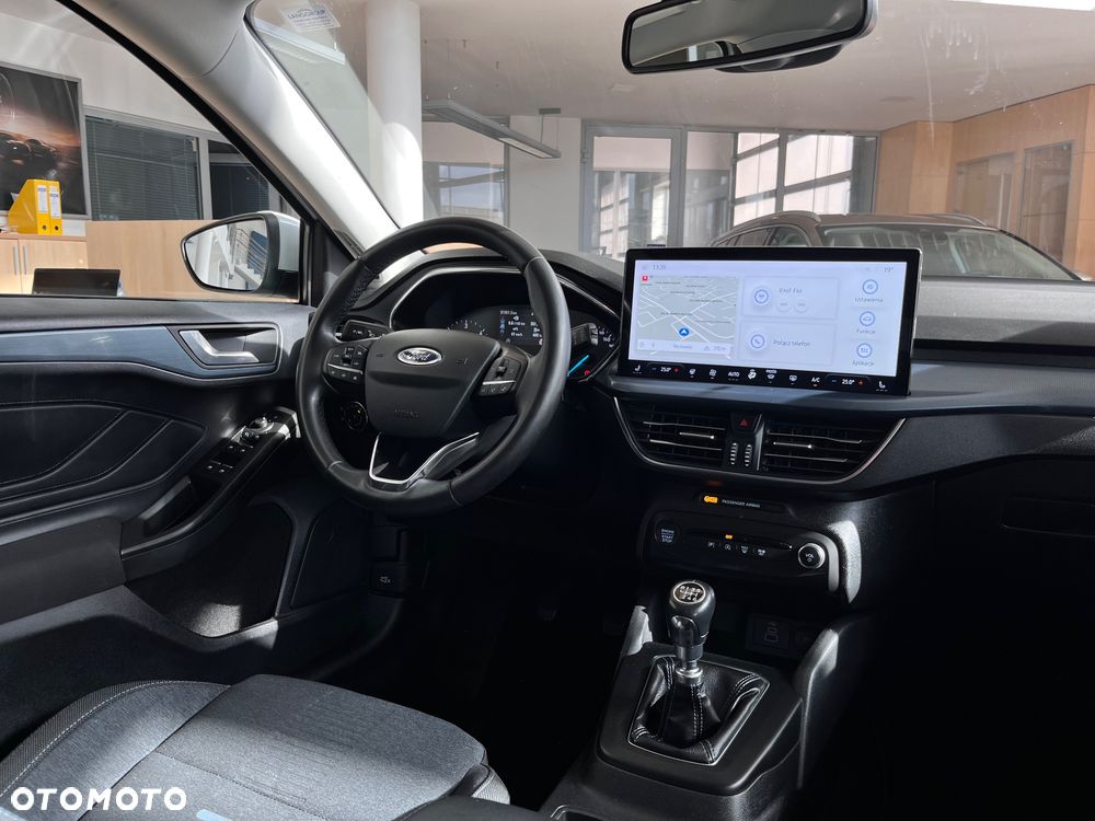 Ford Focus - 17