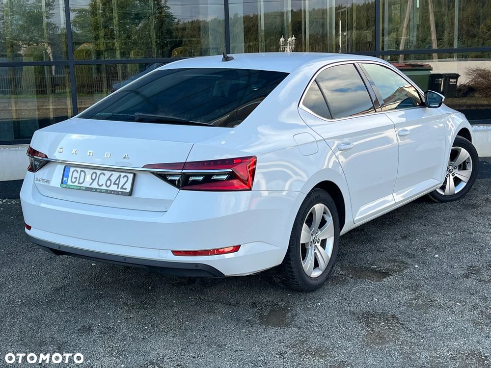 Skoda Superb 1.5 TSI Ambition DSG - 9