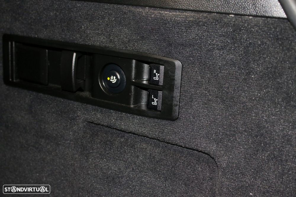 BMW iX xDrive 40 Pack Desportivo - 20