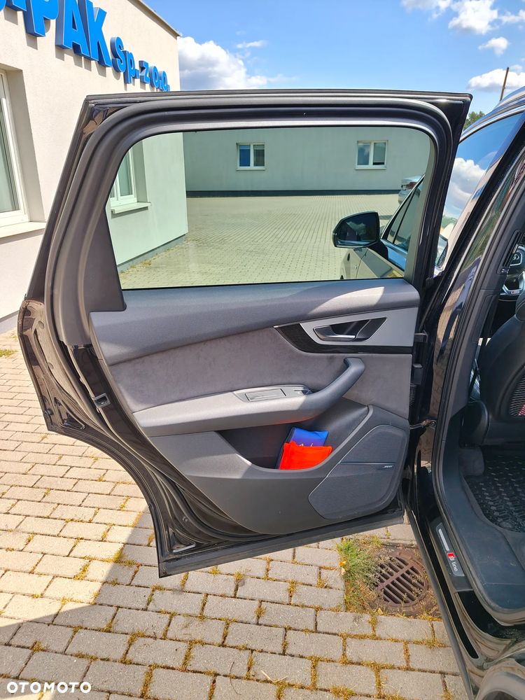 Audi Q7 - 25