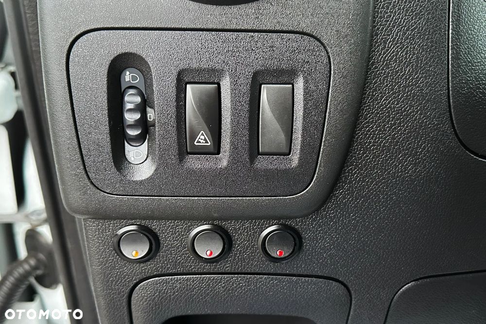 Renault Master III, Nissan NV400 - 20