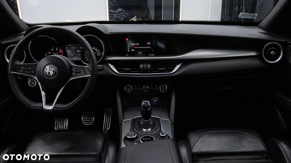 Alfa Romeo Stelvio 2.0 Turbo Executive Q4 - 11