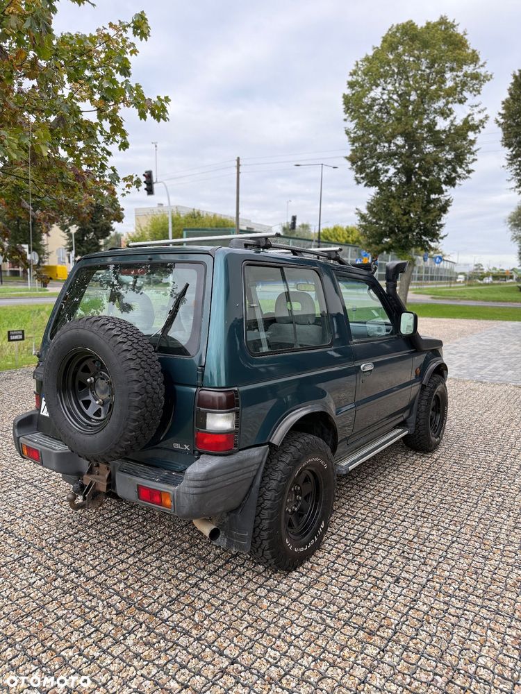 Mitsubishi Pajero 2.5 TD GLS - 3