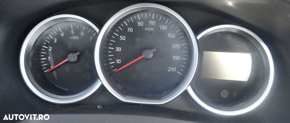 Ceas de bord Dacia Logan 0.9 TCE din 2013 volan pe stanga - 1