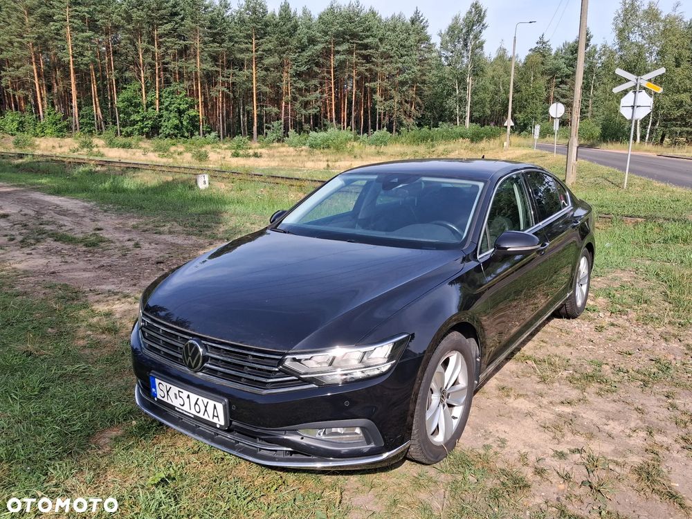 Volkswagen Passat - 2