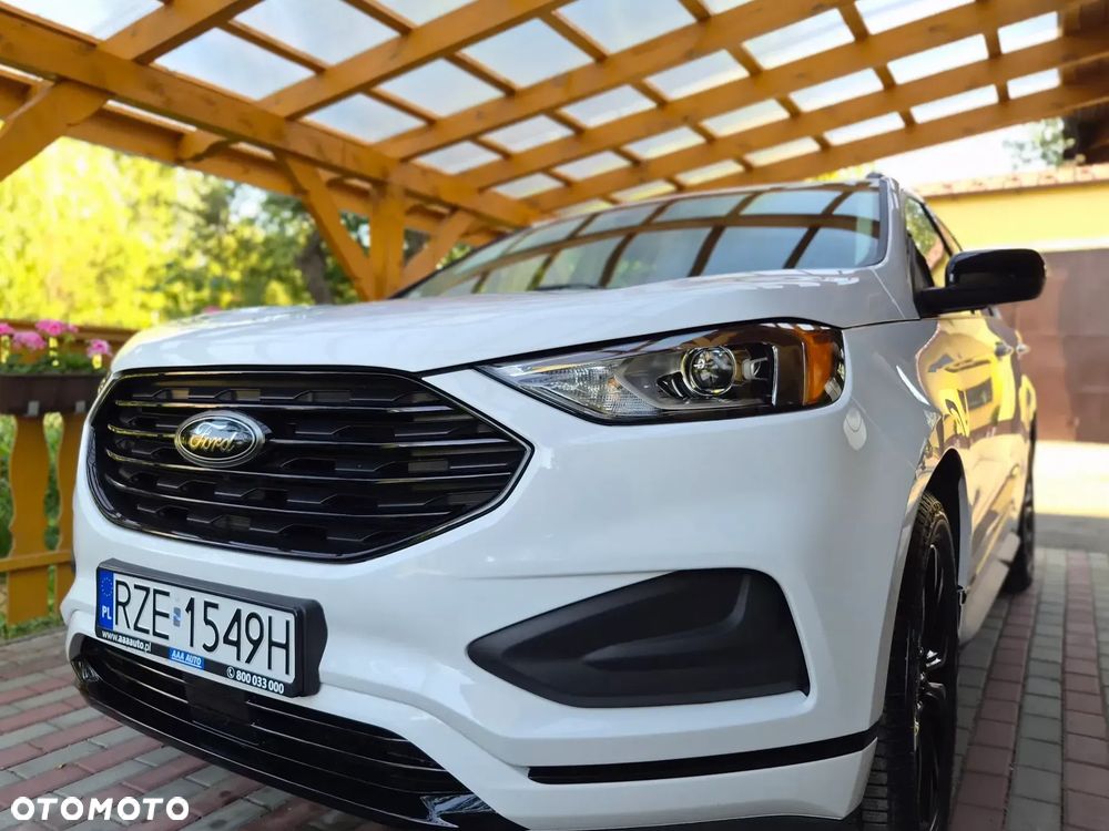 Ford Edge - 11