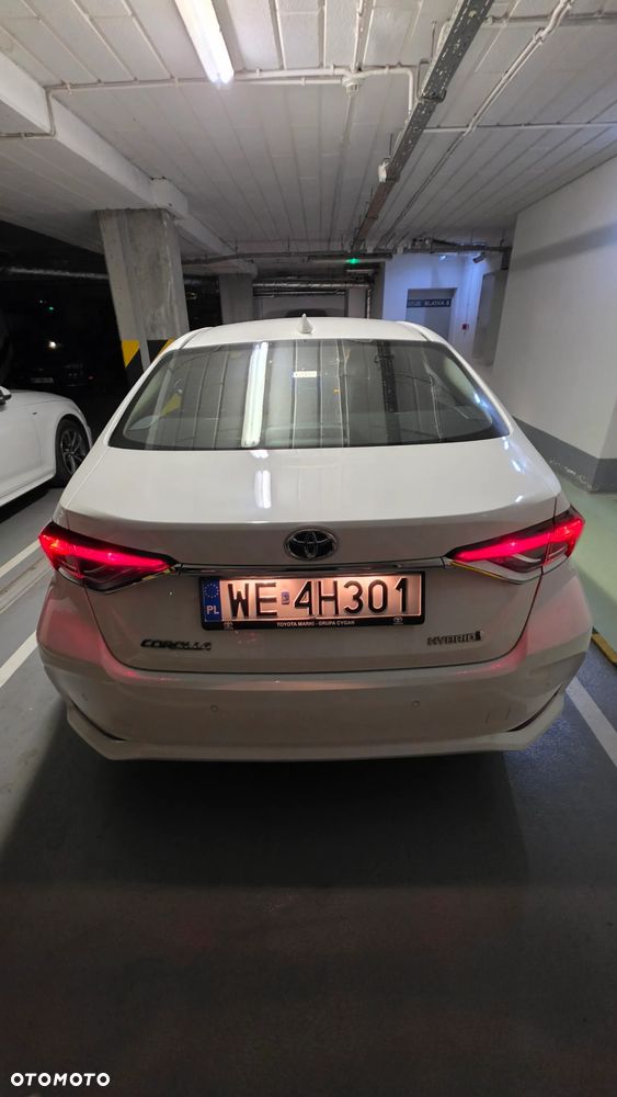 Toyota Corolla 1.8 Hybrid Comfort - 26
