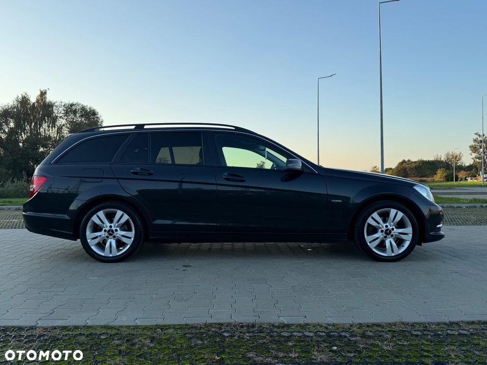 Mercedes-Benz Klasa C 180 CGI Automatik BlueEFFICIENCY - 10