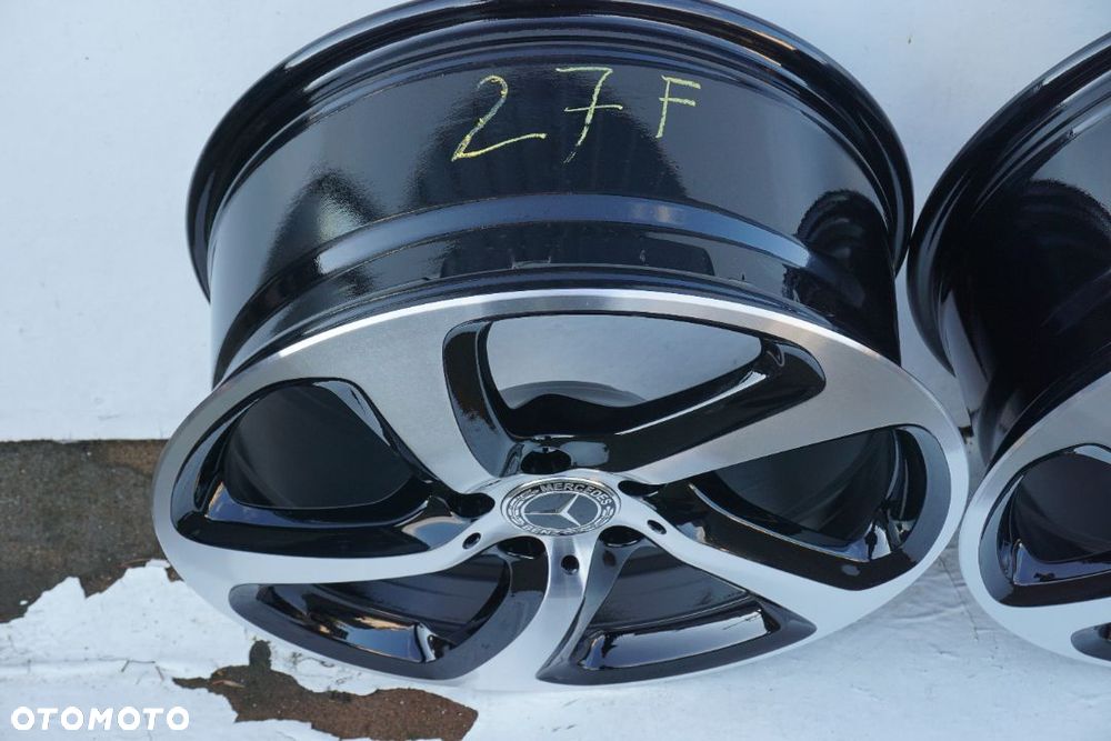 Mercedes W213 5x112 18 8J et43 - 11