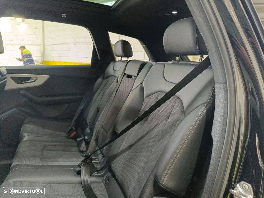 Audi Q7 55 TFSIe quattro Tiptronic - 9
