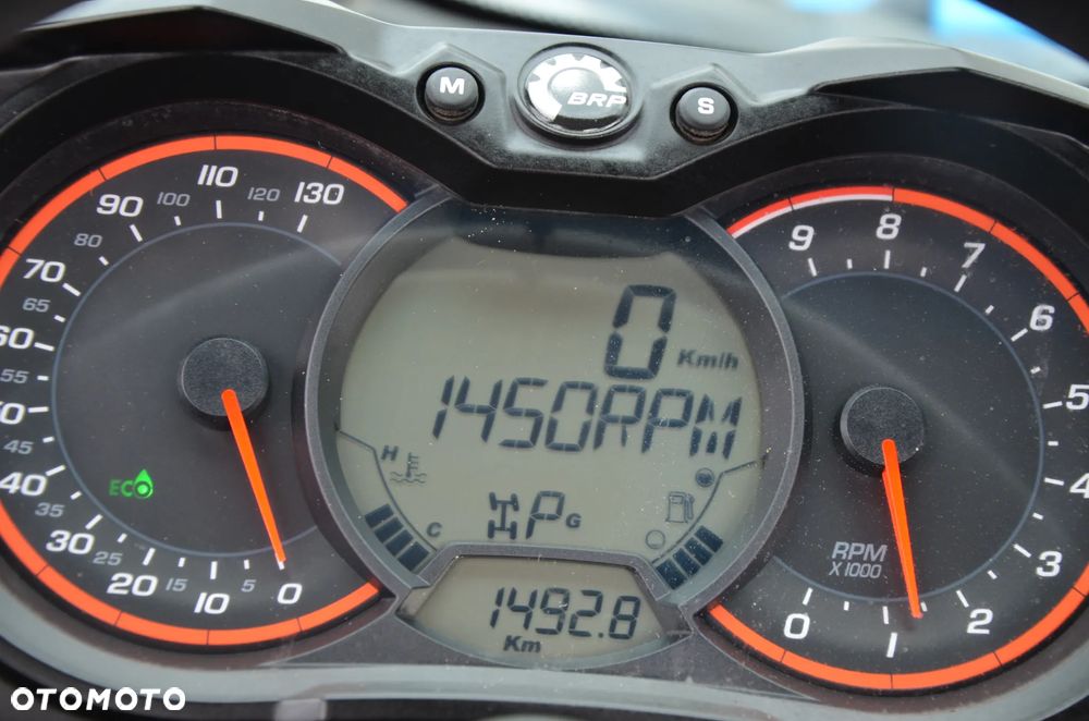 Can-Am Maverick - 16