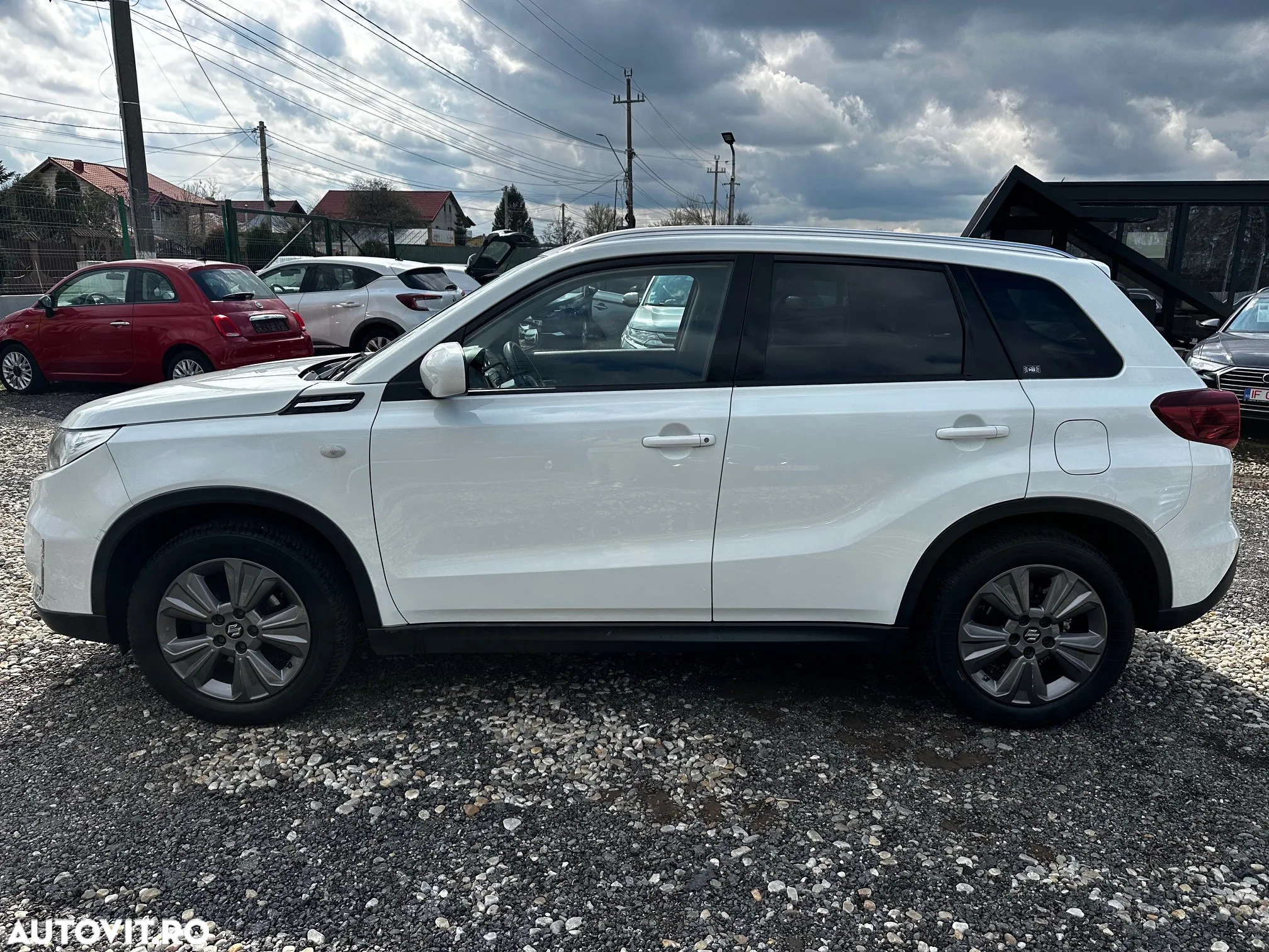 Suzuki Vitara 1.0 Boosterjet Allgrip Comfort - 4