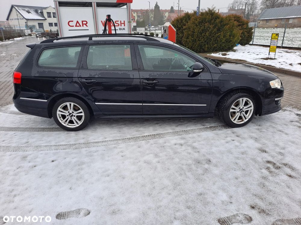 Volkswagen Passat 1.6 TDI DPF BlueMot Comfortline - 8