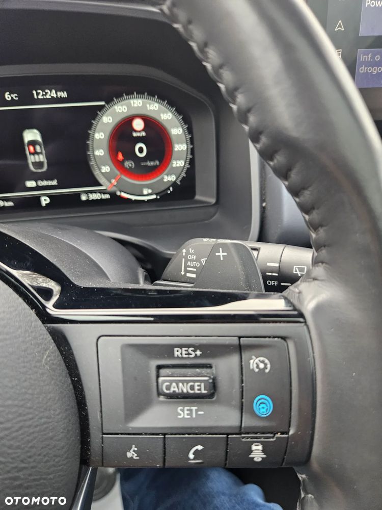 Nissan Qashqai 1.3 DIG-T MHEV Xtronic Tekna+ - 12