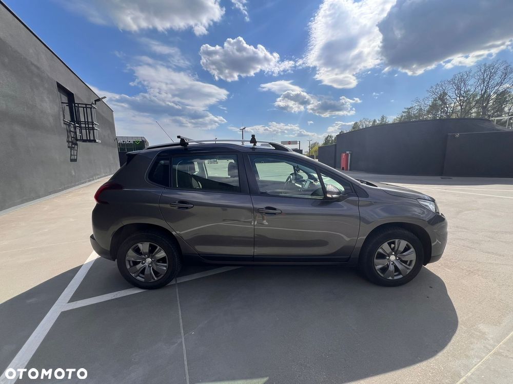 Peugeot 2008 1.2 Pure Tech Active - 9