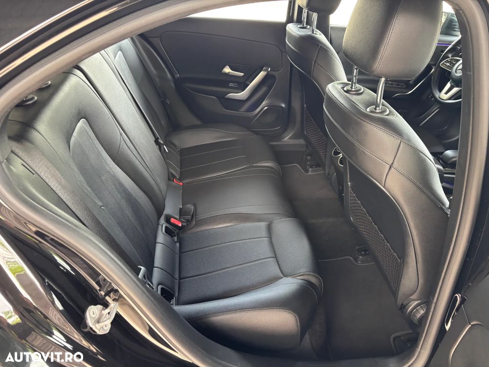 Mercedes-Benz A 180 d 7G-DCT - 34