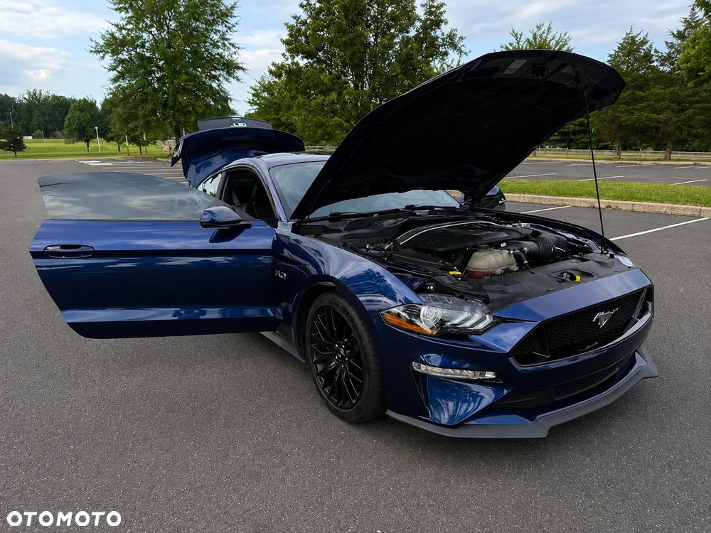 Ford Mustang - 8