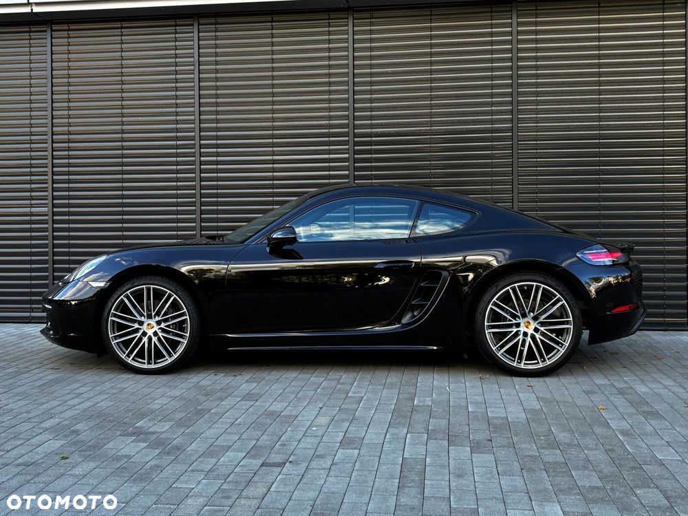Porsche 718 Cayman - 3