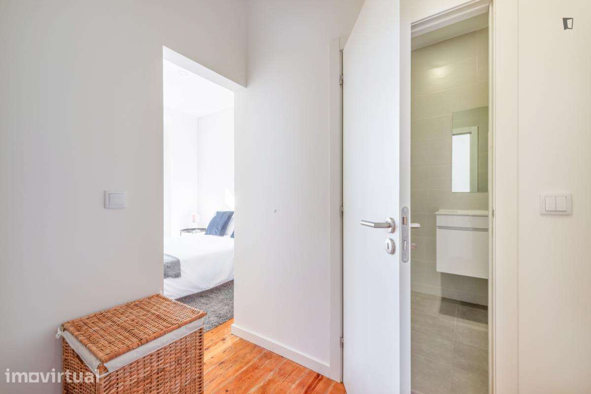 Quarto - localizado em Mouraria Lisbon - Grande imagem: 5/17
