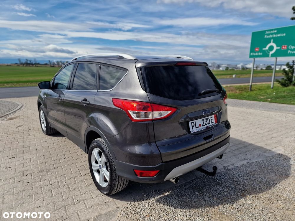 Ford Kuga 2.0 TDCi 2x4 Business Edition - 11