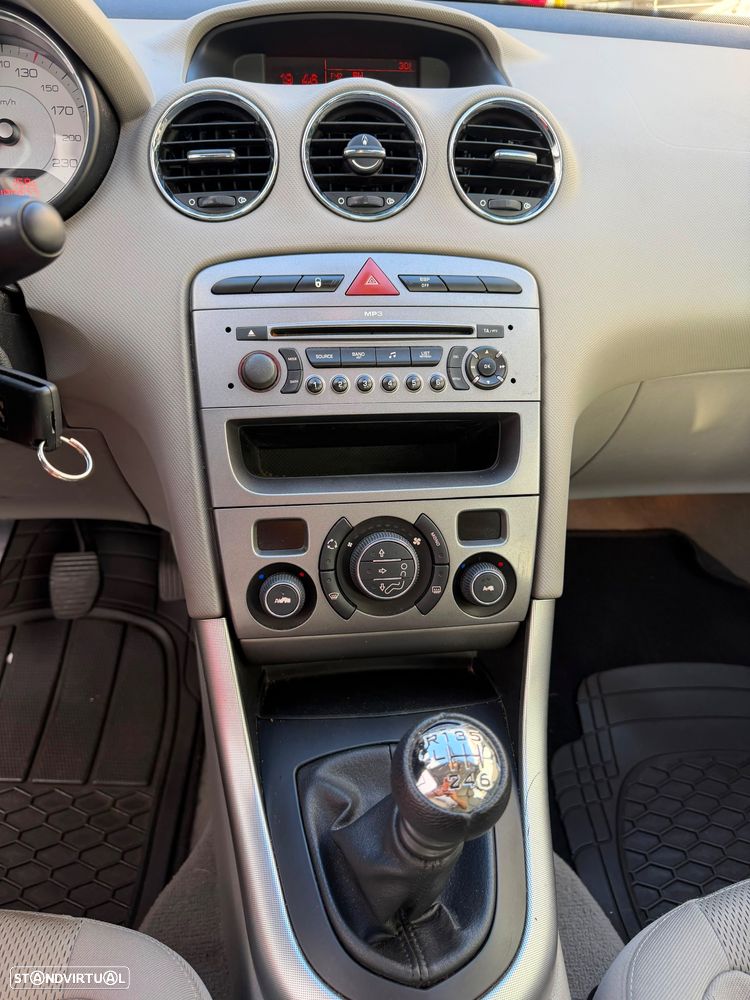 Peugeot 308 1.6 HDi Executive CVM6 - 7