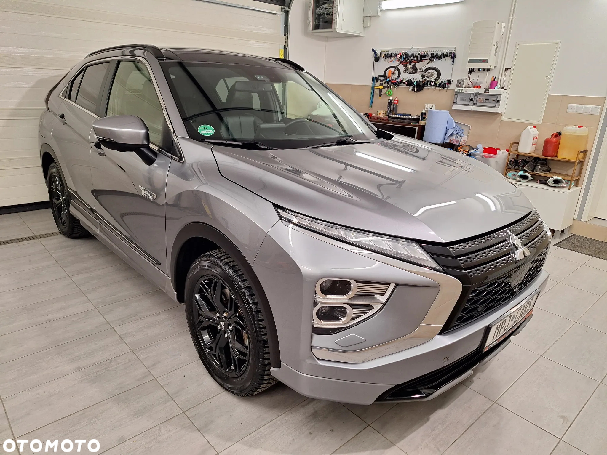Mitsubishi Eclipse Cross Plug-In Hybrid 4WD Top - 15