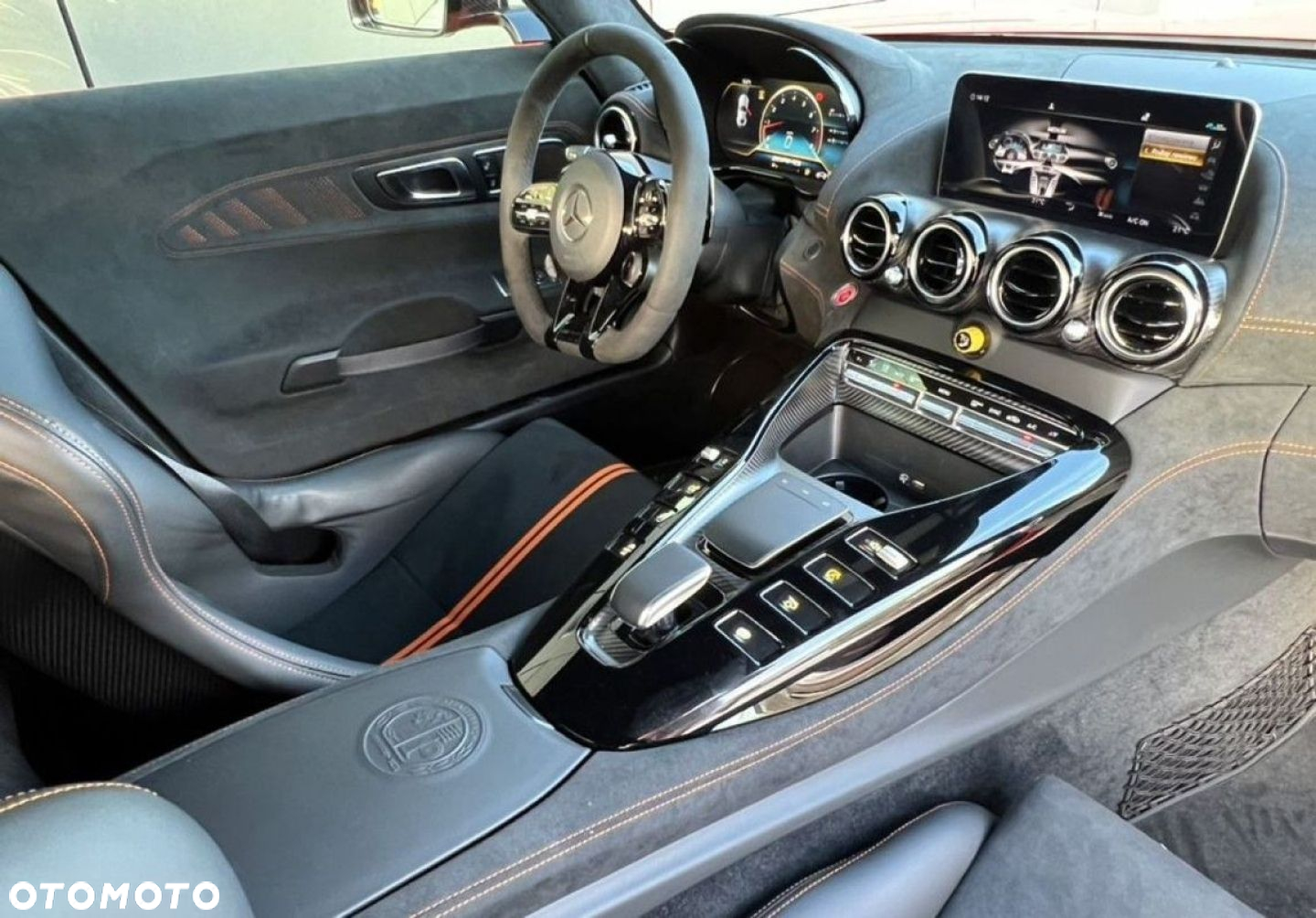 Mercedes-Benz AMG GT Black Series - 24