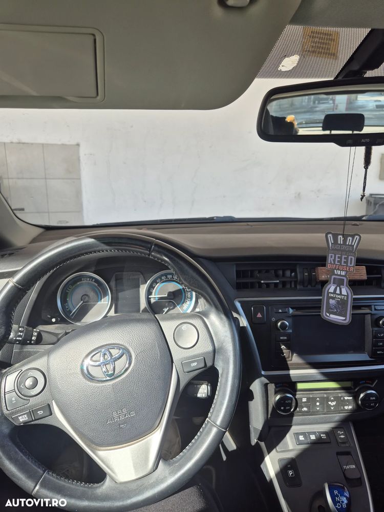 Toyota Auris - 6
