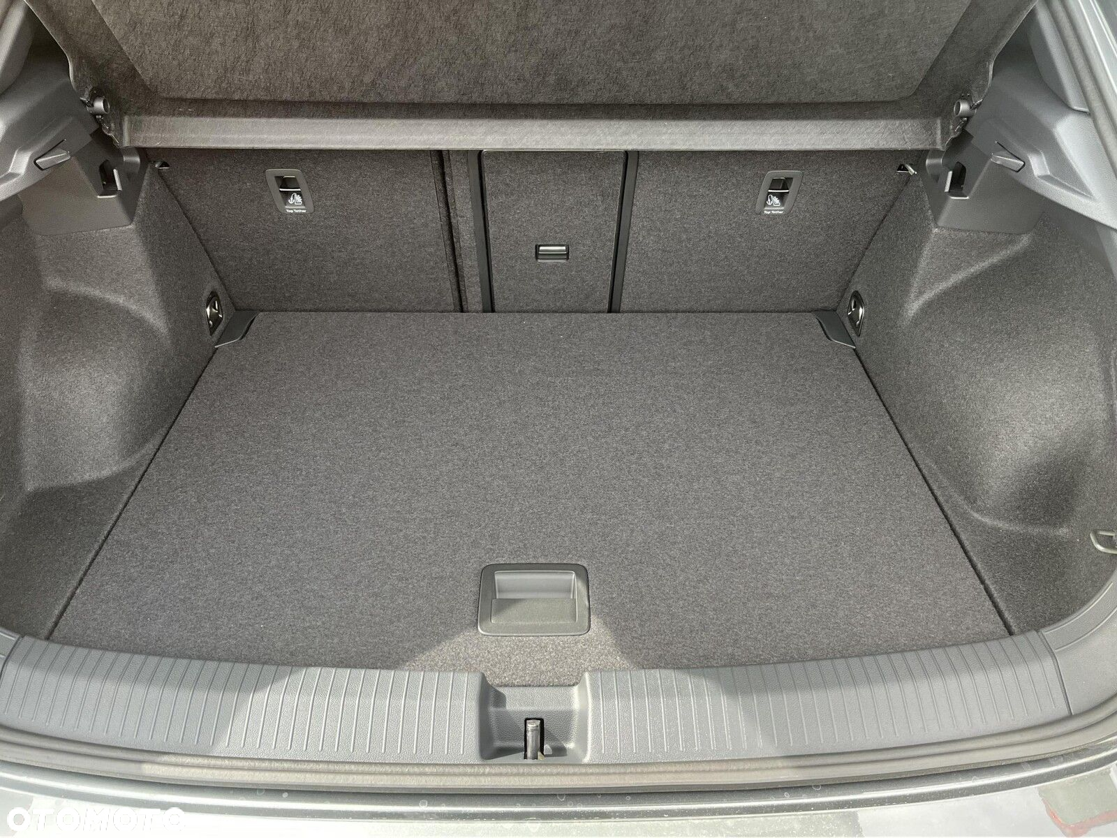 Volkswagen T-Roc - 10