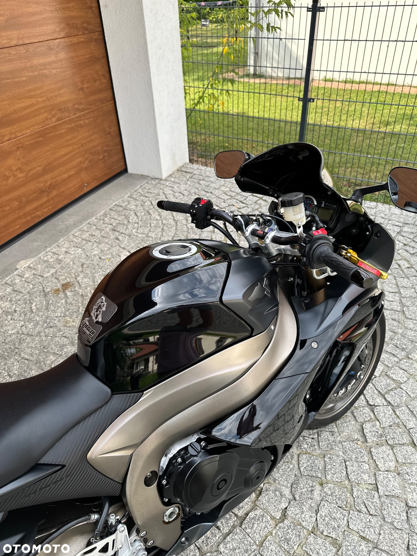 Suzuki GSX-R - 8