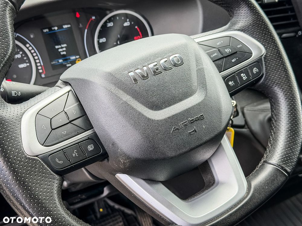 Iveco Daily 35S18HA8 V MY22 L4H3 3.0 Diesel 180 KM AT8 ZF! - 39